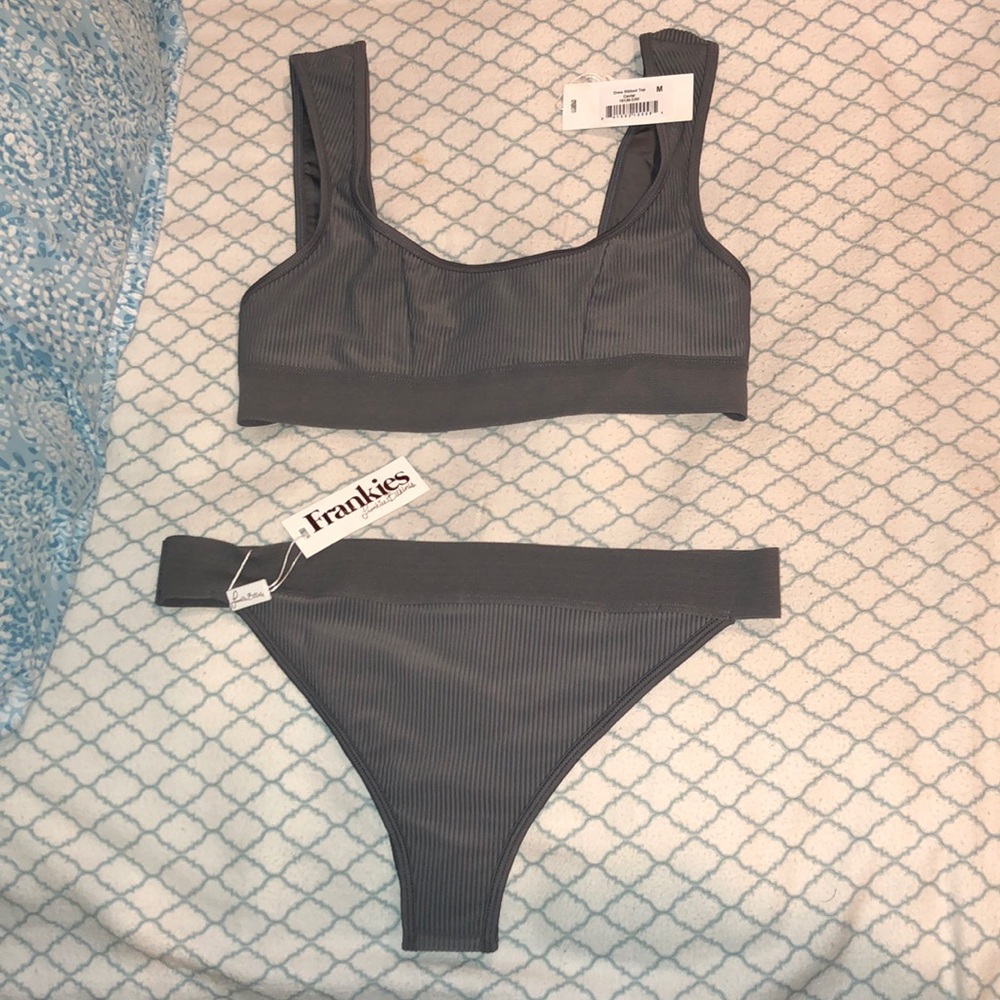 Grey ribbed Frankie’s bikinis set size M - Picture 1 of 3